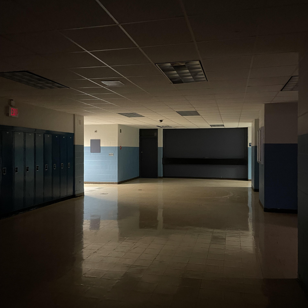 Render of an empty school, in the aesthetic of Liminal Spaces